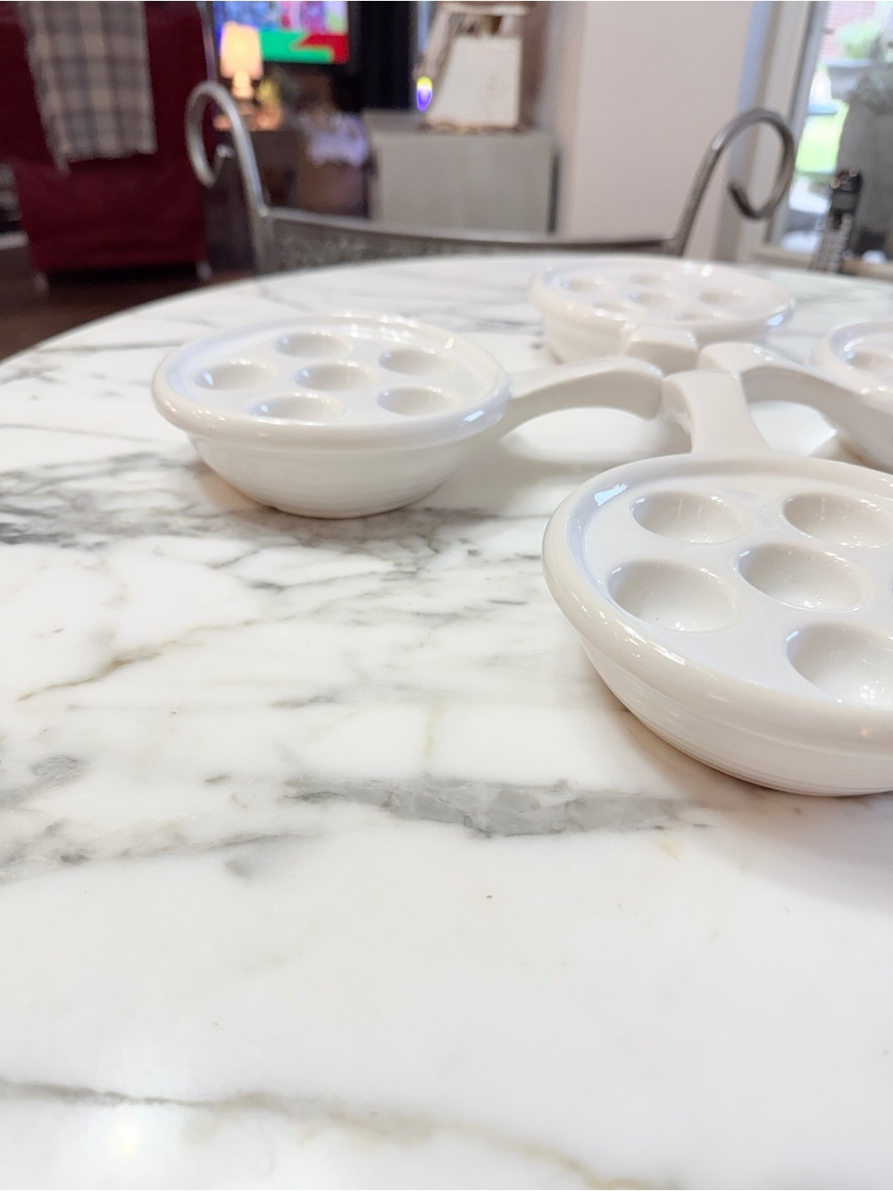 Set of 4 White French Ceramic Escargot Bakers – 6‑Well Vintage Serveware - Picture 12 of 15